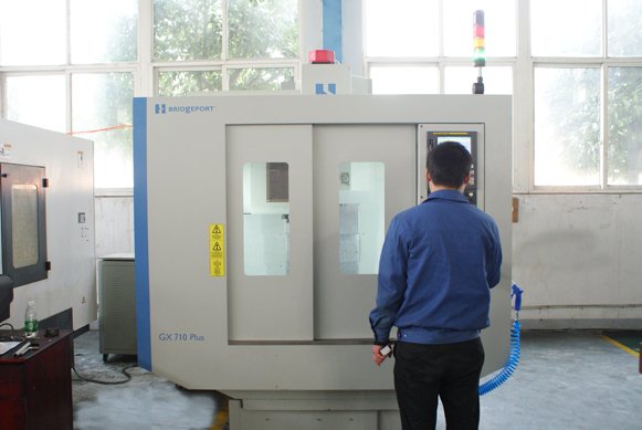 美國(guó)哈挺加工中心