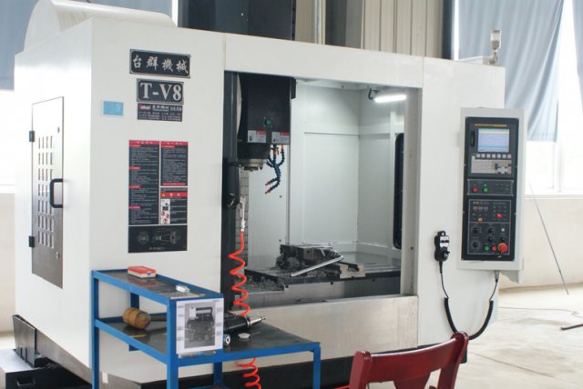 臺(tái)群加工中心