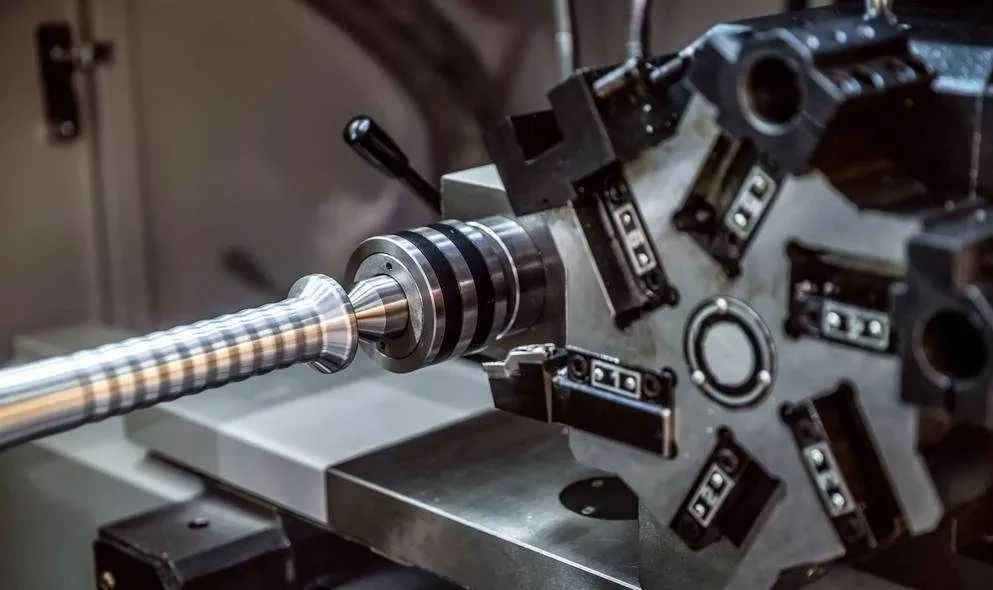 企業(yè)是如何解決細長軸加工難題！